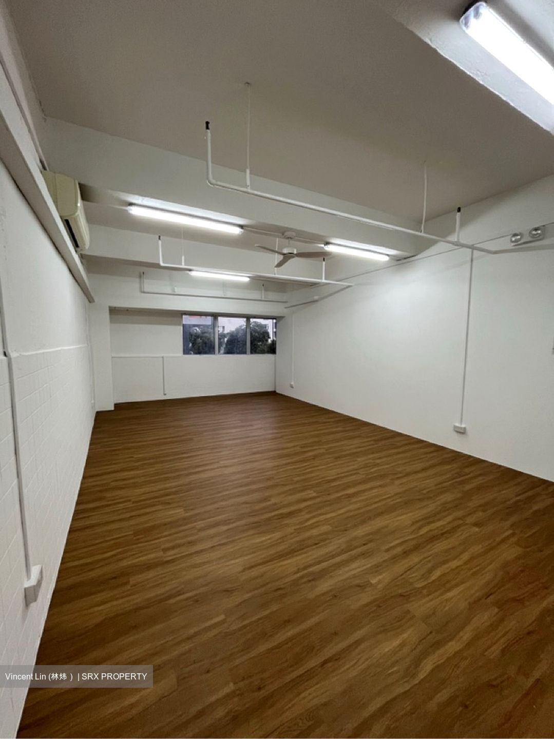 Yi Guang Factory Building (D14), Warehouse #616425491